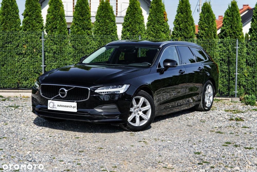 Volvo V90 D4 Momentum - 2