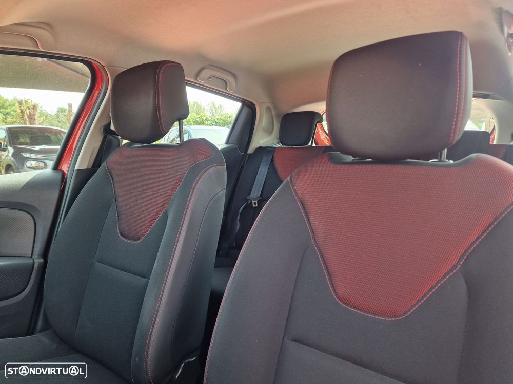 Renault Clio 1.5 dCi Confort - 9