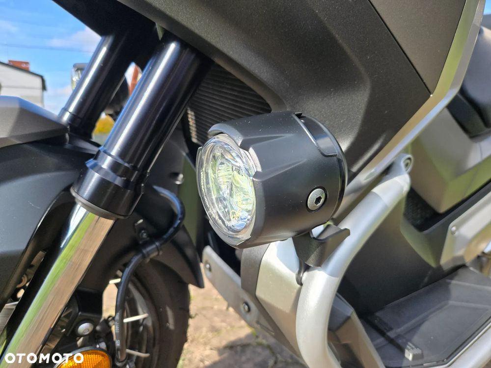 Honda X-ADV - 16