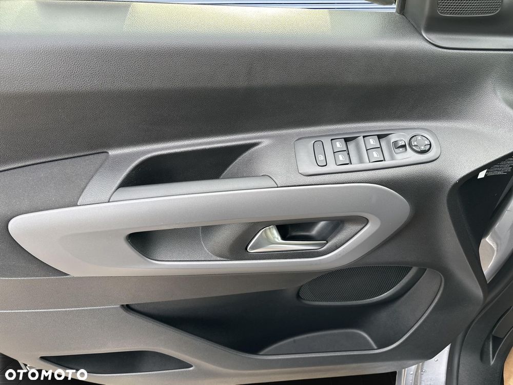 Toyota Proace City Verso 1.5 D-4D Family - 16