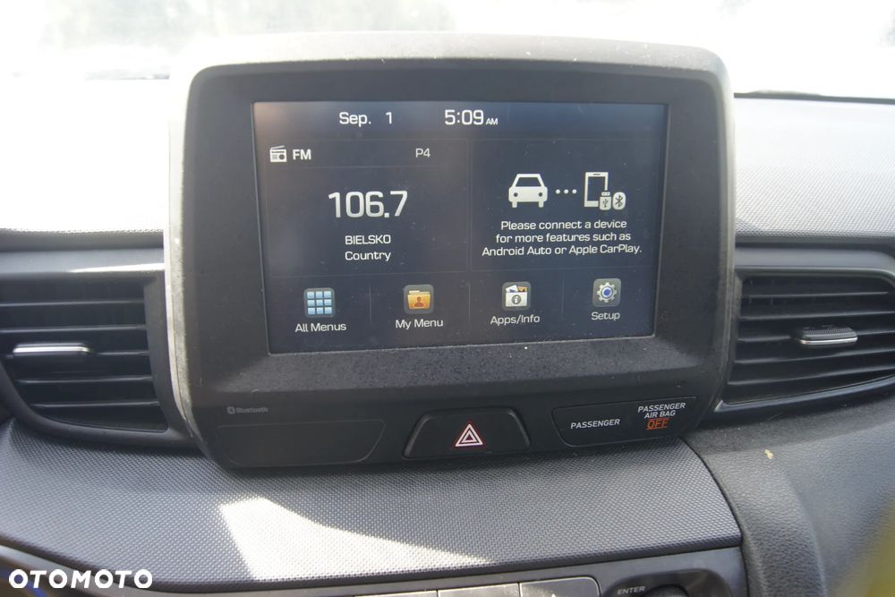 Hyundai Veloster - 14