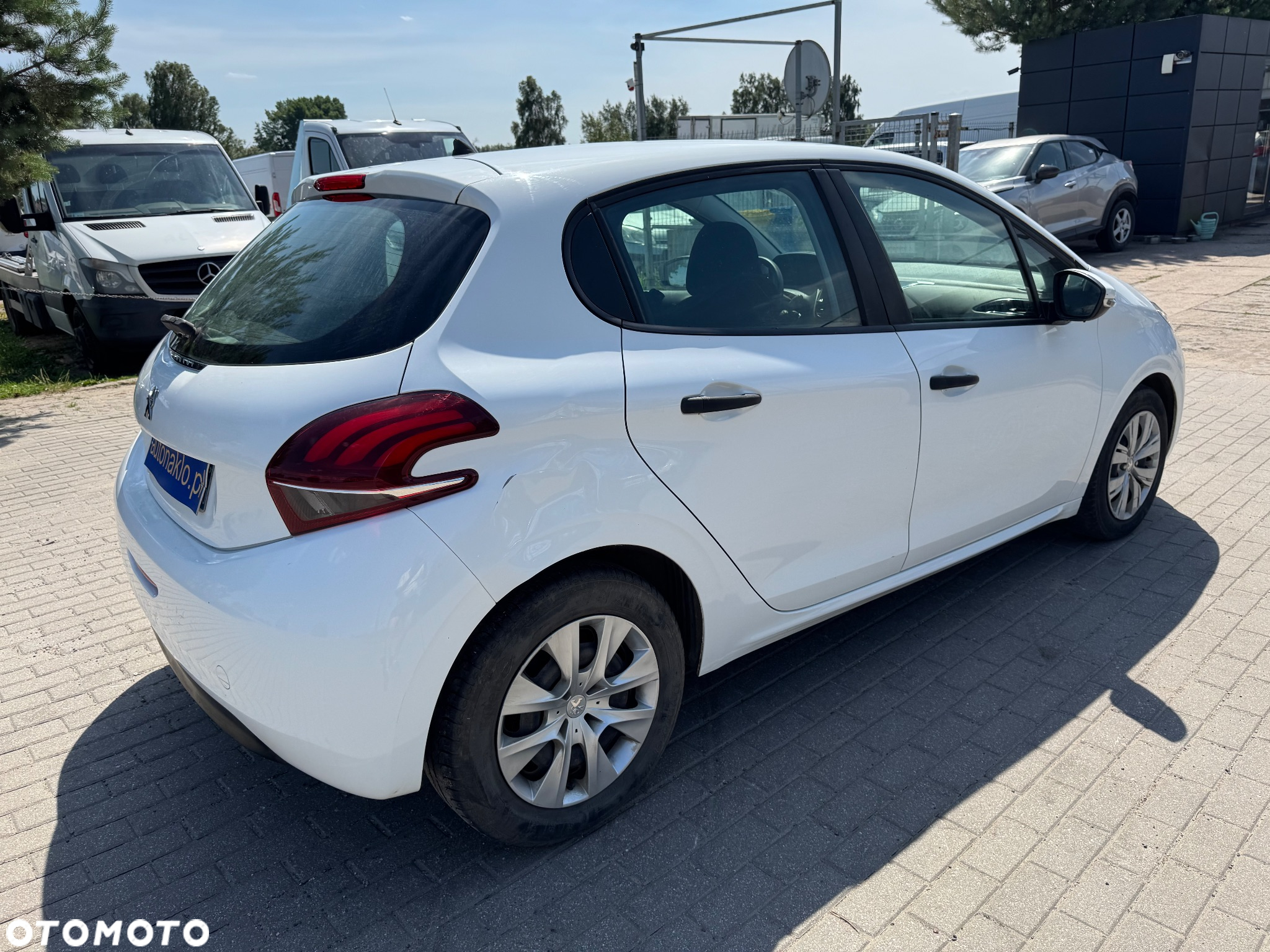 Peugeot 208 1.6 BlueHDi Active - 3