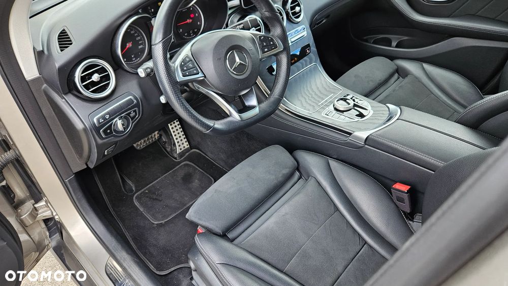 Mercedes-Benz GLC - 17