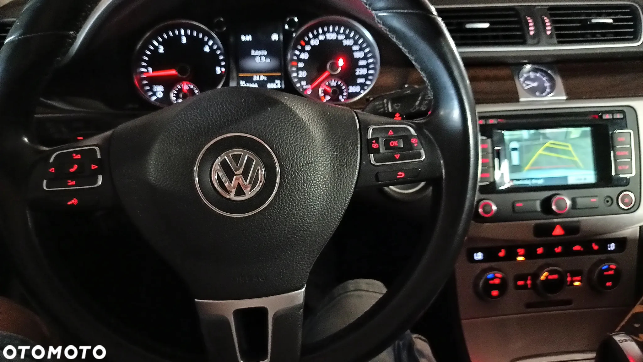 Volkswagen Passat 2.0 TDI Highline DSG - 23