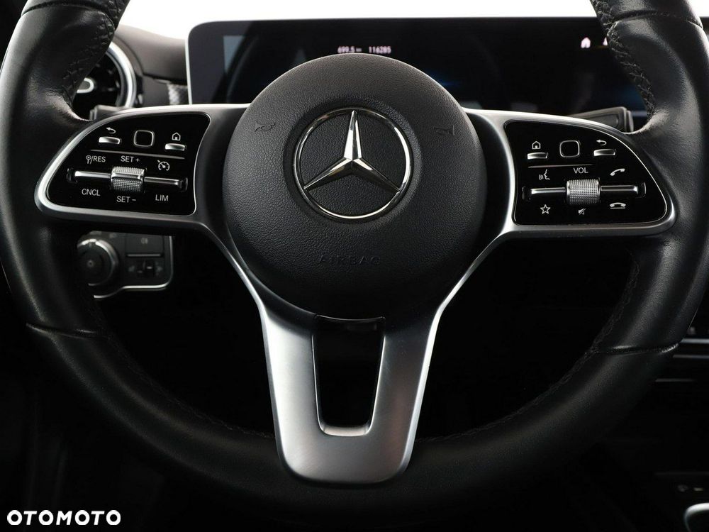 Mercedes-Benz Klasa A 200 7G-DCT - 22