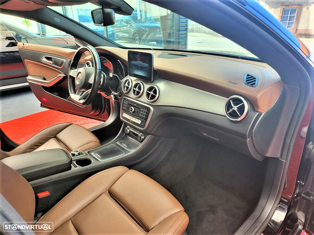 Mercedes-Benz CLA 220 Shooting Brake d 7G-DCT AMG Line - 13