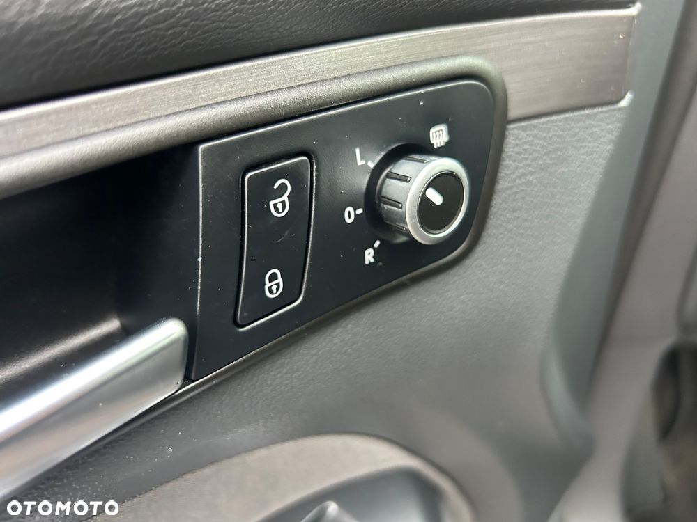 Volkswagen Touran 1.4 TSI Comfortline DSG - 35