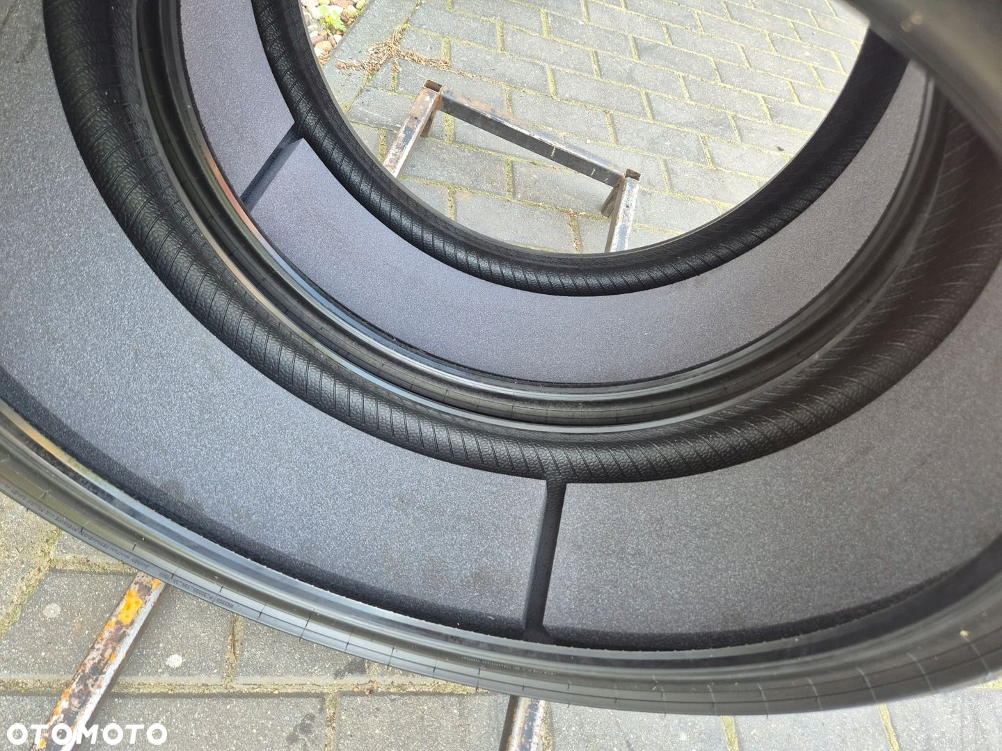 235/35/20 235/35r20 Pirelli P Zero 92y T2 TESLA - 2