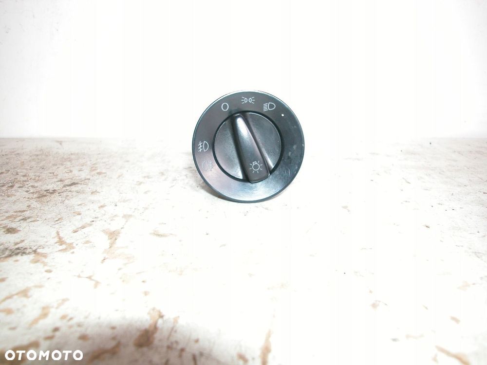 SKODA SUPERB 1 I WŁĄCZNIK ŚWIATEŁ 1U0941531D - 1