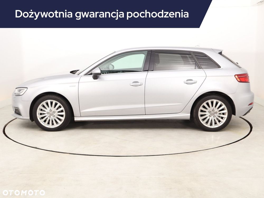 Audi A3 Sportback - 4