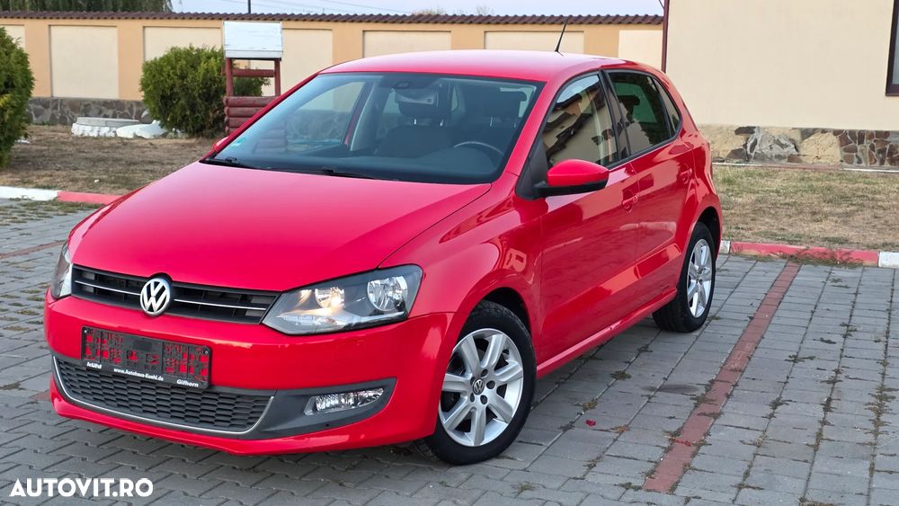 Volkswagen Polo 1.4 Attractive - 1