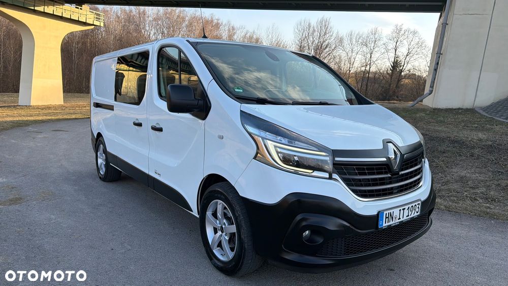 Renault Trafic - 12