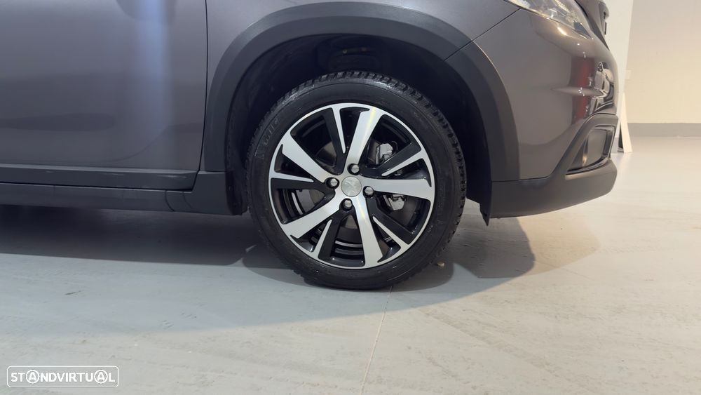 Peugeot 2008 1.2 PureTech GT Line - 5