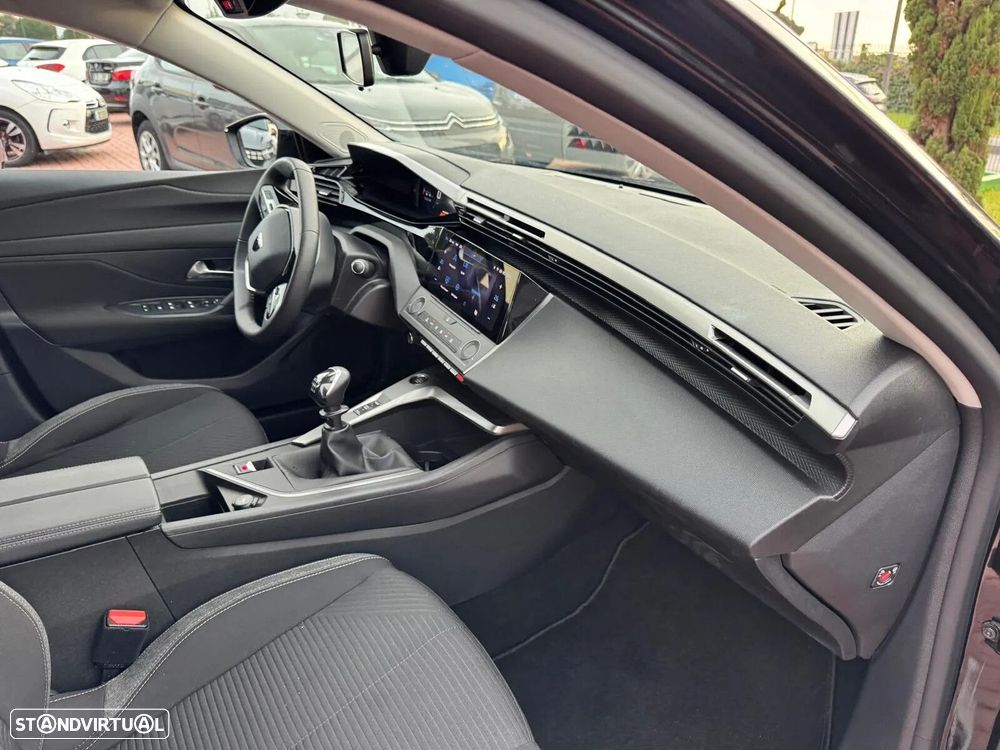 Peugeot 308 SW 1.2 PureTech Active Pack - 17