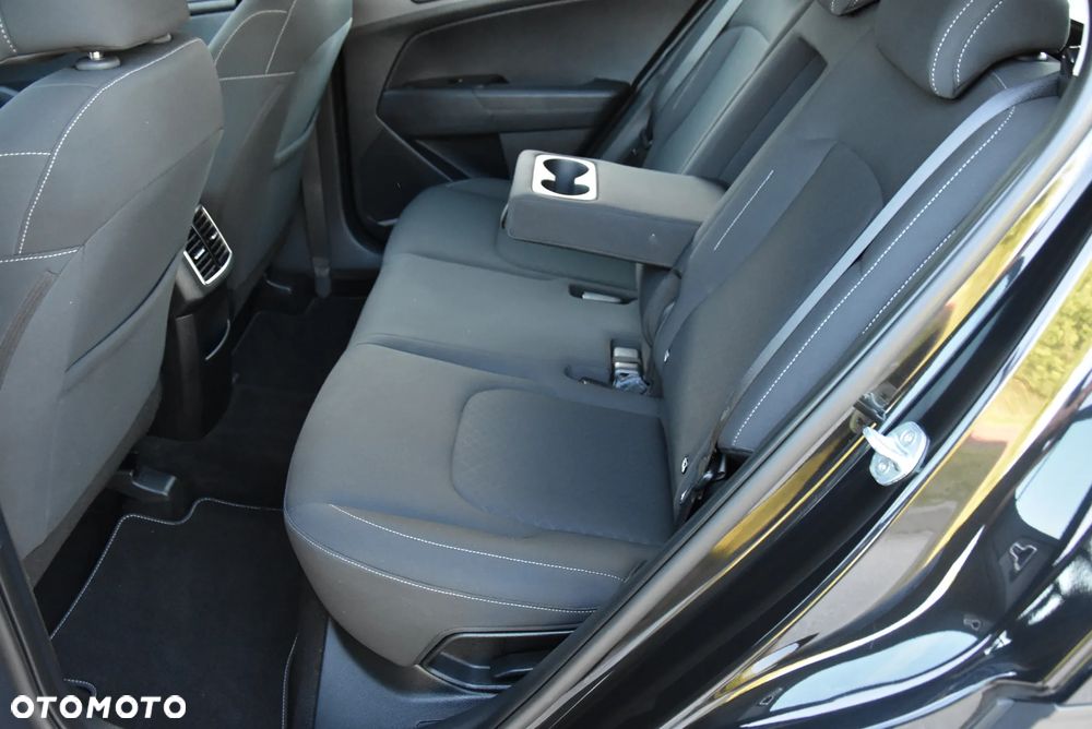 Kia Sportage 1.6 T-GDI 2WD Edition 7 - 24