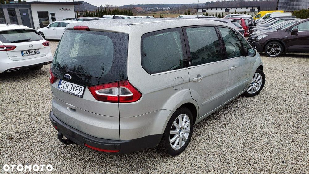 Ford Galaxy - 14