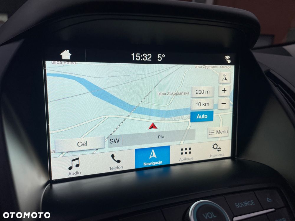 Ford Kuga 1.5 EcoBoost 2x4 Titanium - 32