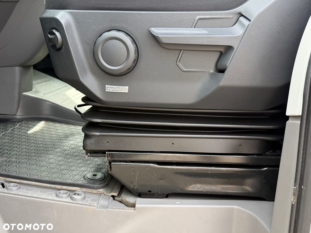 Volkswagen Crafter - 8