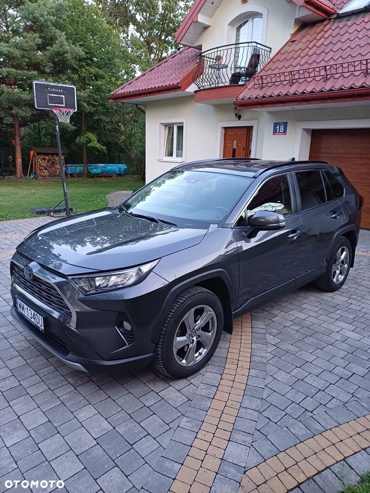 Toyota RAV4 - 1