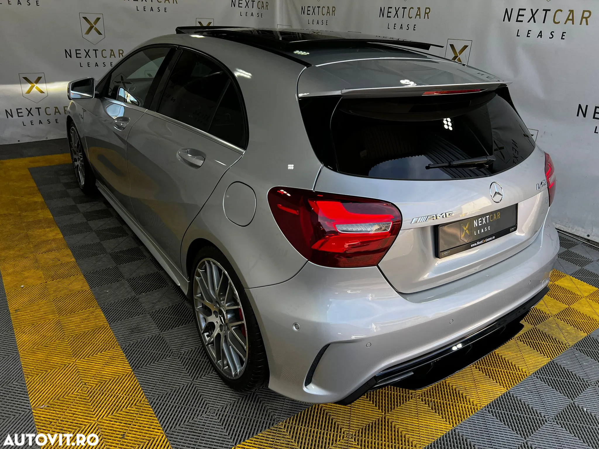 Mercedes-Benz A 45 AMG 4MATIC Aut. - 6