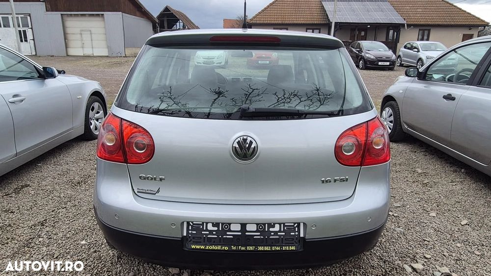 Volkswagen Golf 1.6 FSI Automatik Sportline - 6
