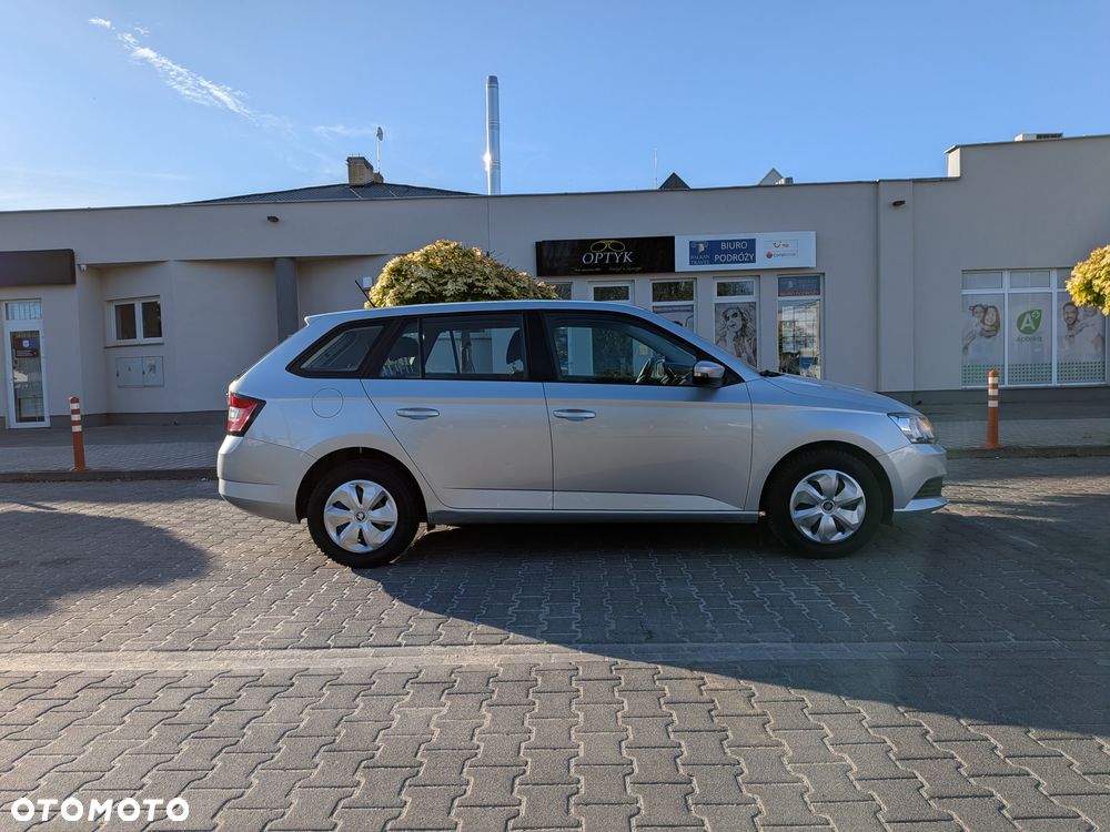 Skoda Fabia - 2
