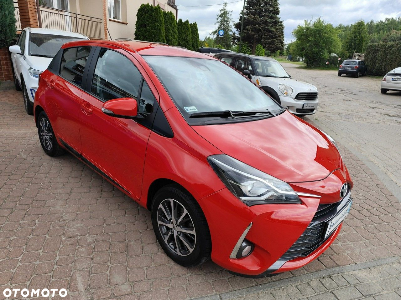 Toyota Yaris - 4