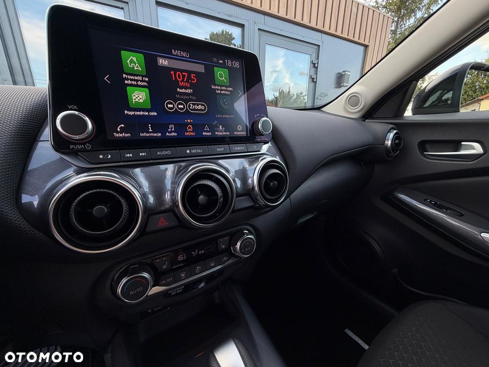 Nissan Juke 1.0 DIG-T N-Connecta DCT - 32