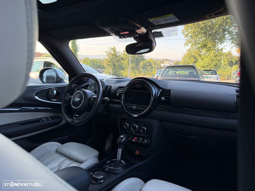 MINI Clubman Cooper SD ALL4 Auto Desportiva - 12