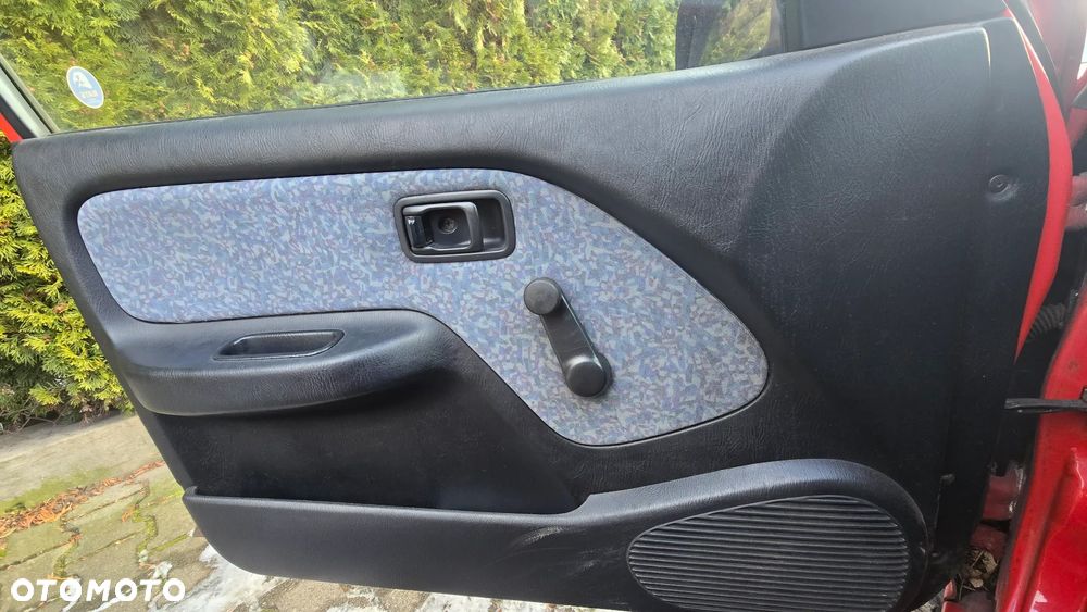 Nissan Almera 1.4 GX (zmk) - 10