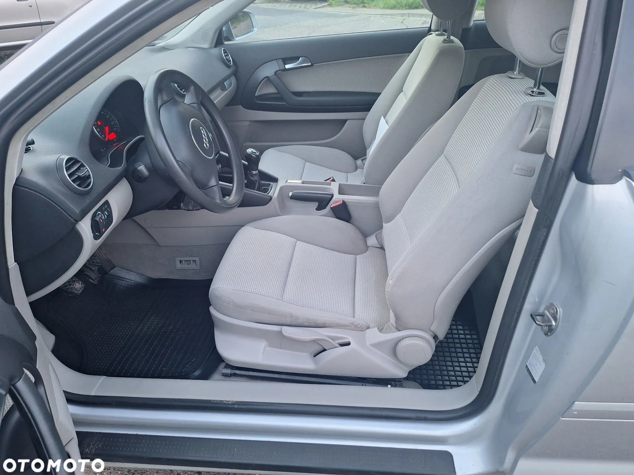 Audi A3 1.6 Attraction - 6