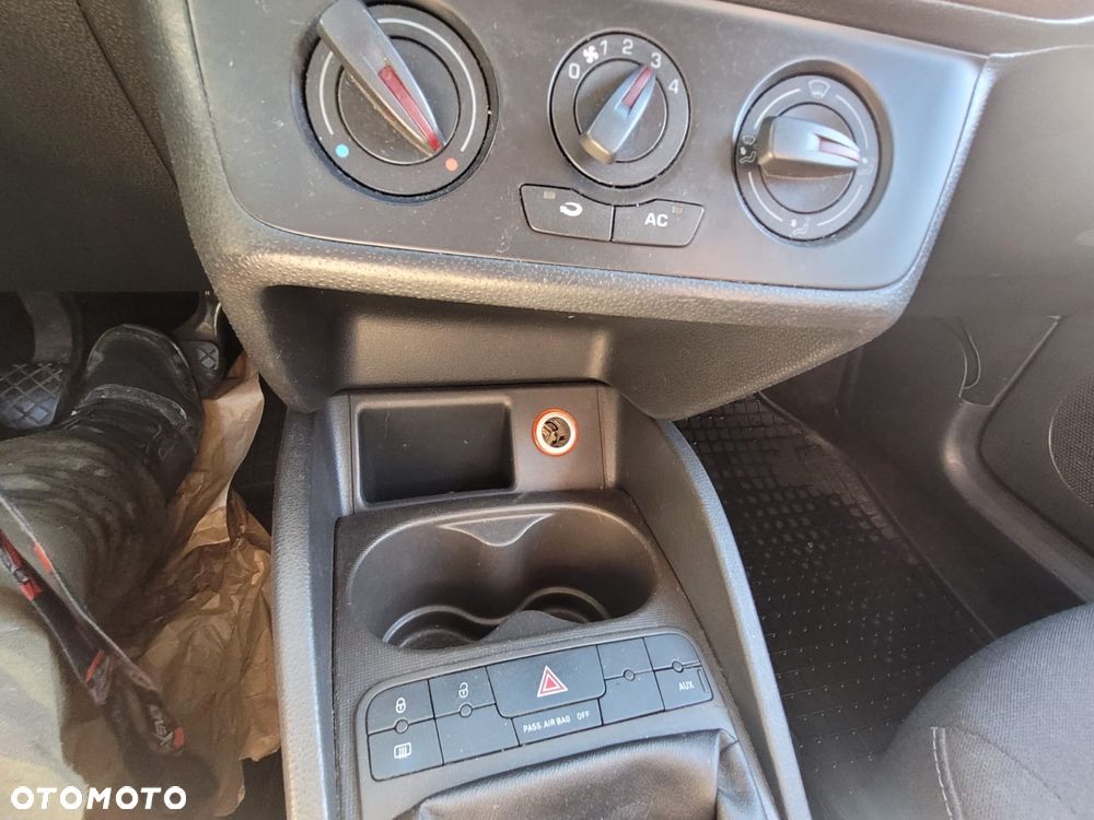 Seat Ibiza 1.6 TDI Style - 10