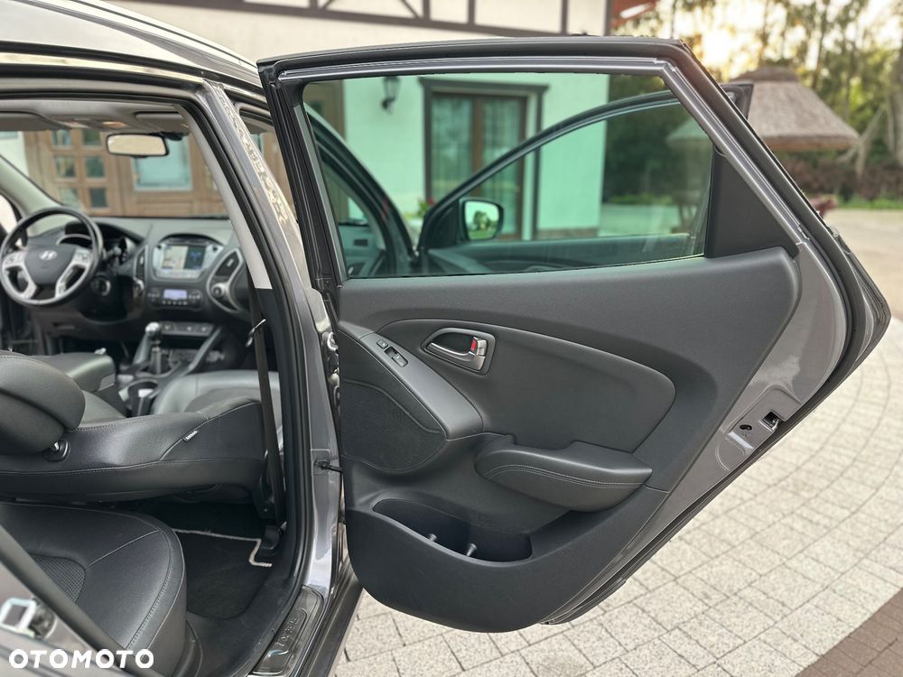 Hyundai ix35 1.6 2WD Fifa World Cup Edition - 33