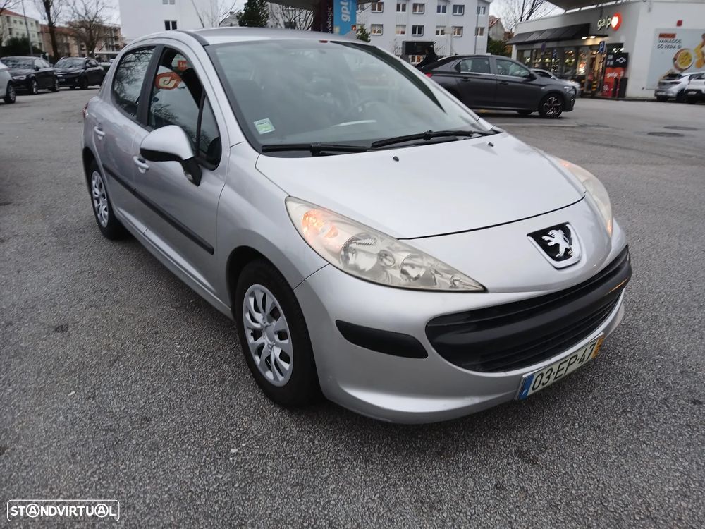 Peugeot 207 1.4 16V Open - 2
