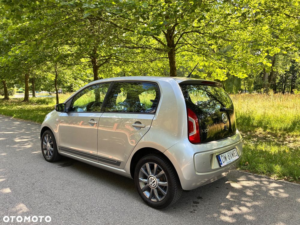 Volkswagen up! BlueMotion Technology club - 8