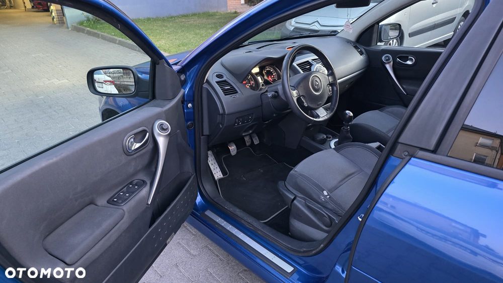 Renault Megane 2.0 dCi Dynamique - 36