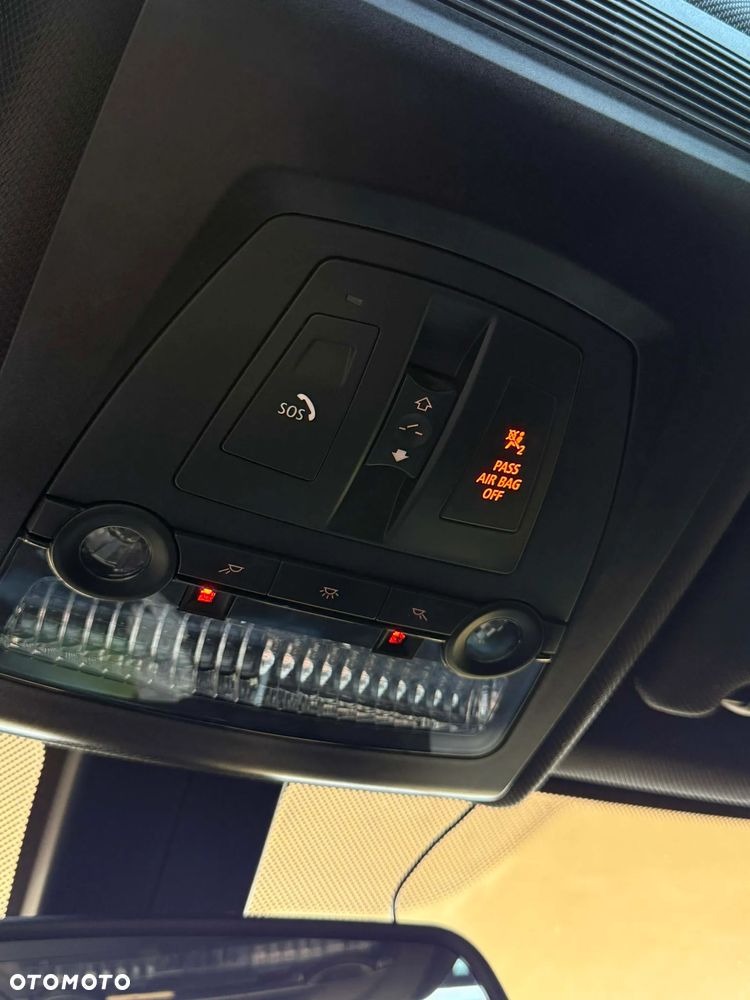 BMW Seria 5 535i xDrive Sport-Aut - 20