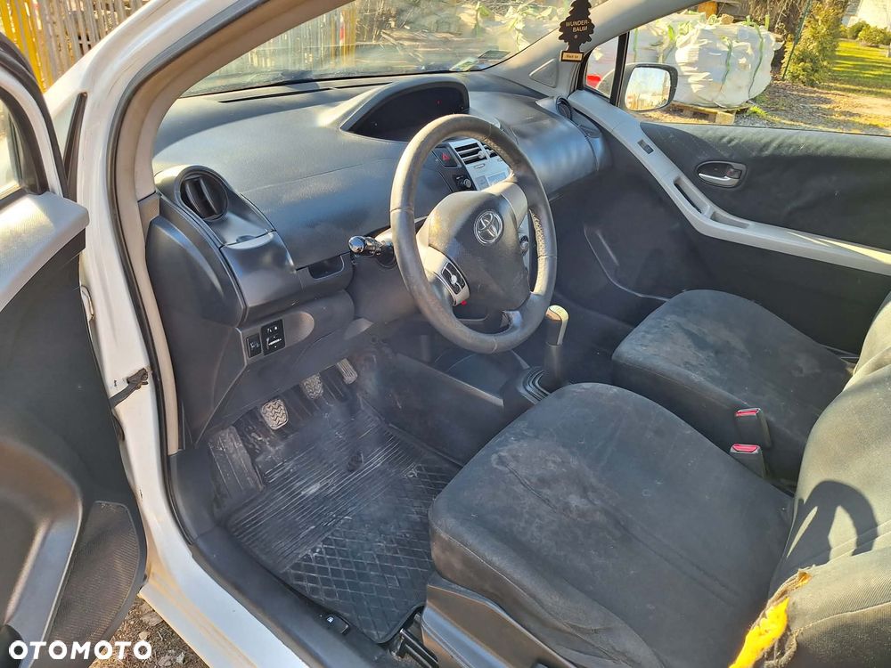 Toyota Yaris 1.4 D-4D Edition - 21
