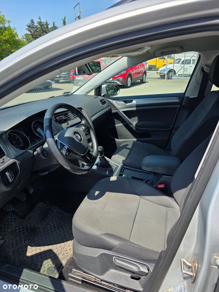Volkswagen Golf 1.4 TSI BMT Comfortline - 14