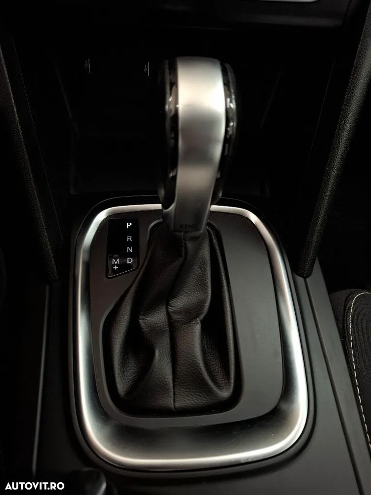 Renault Megane Energy dCi EDC Zen - 13