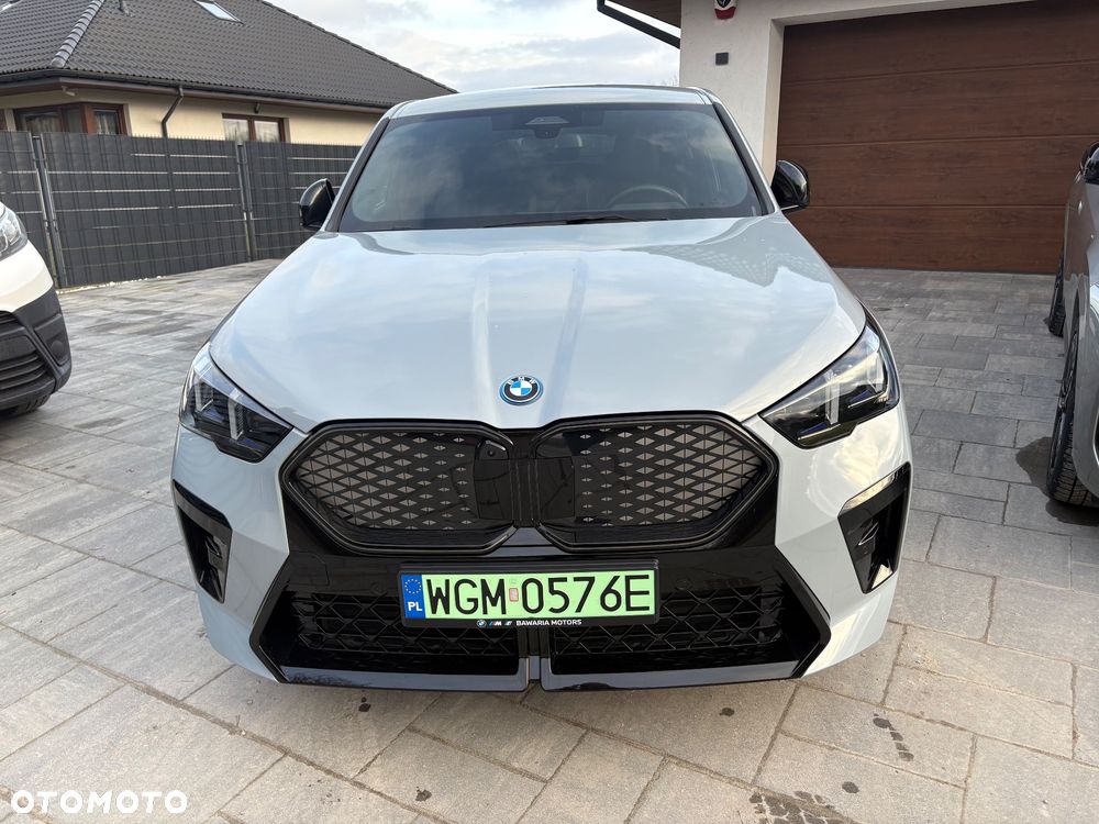 BMW iX2 xDrive30 66.5kWh M Sport Edition - 2