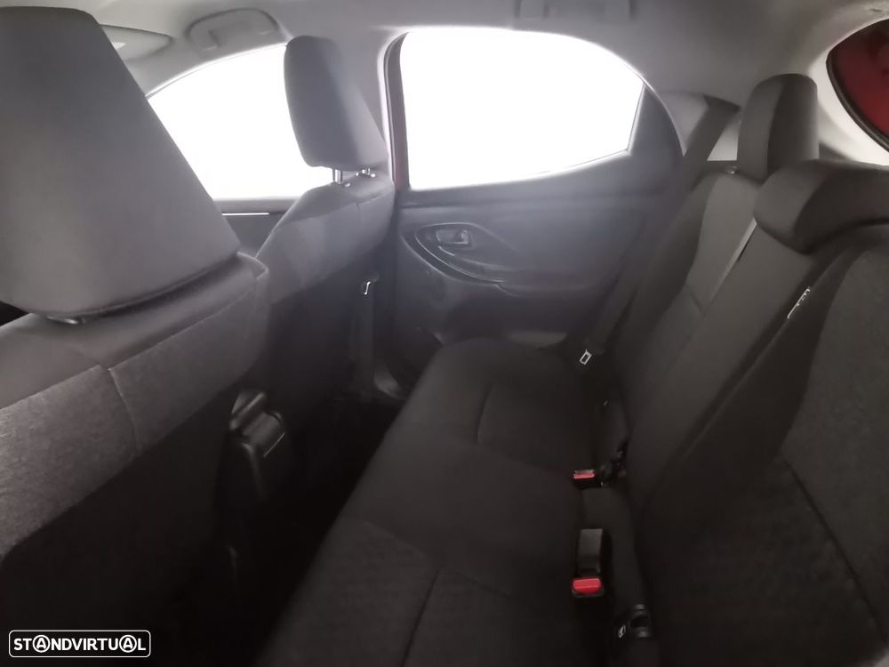 Toyota Yaris 1.5 HDF Comfort Plus - 11