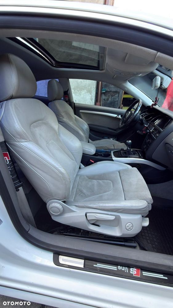 Audi A5 Coupé 3.0 TDI DPF quattro - 12