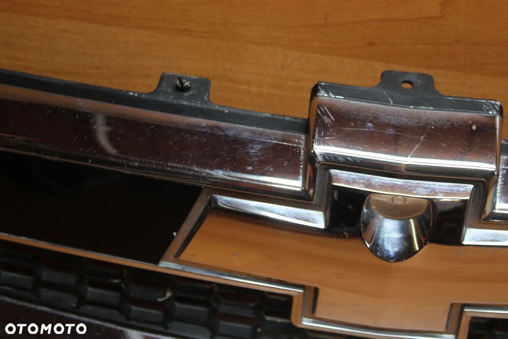 GRILL ATRAPA ZDERZAKA CHEVROLET CAPTIVA 19U PRZED LIFTEM - 5