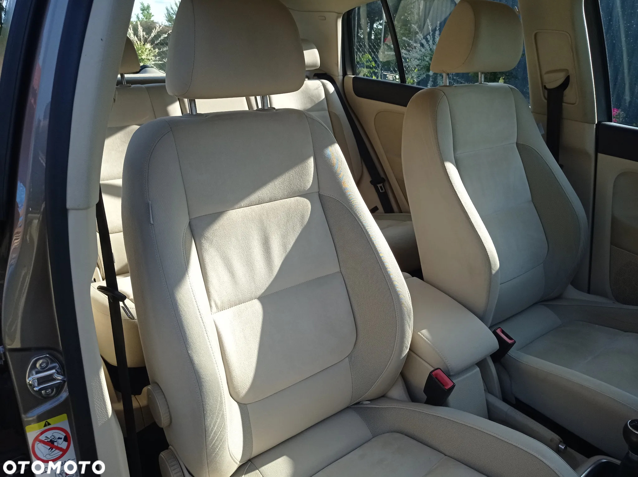 Volkswagen Golf Plus 2.0 TDI Sportline - 34