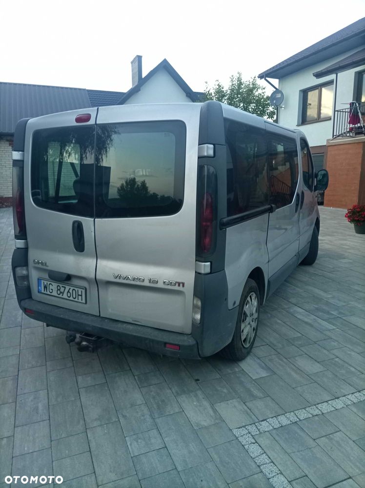 Opel Vivaro - 4