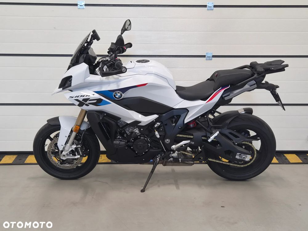 BMW XR - 7