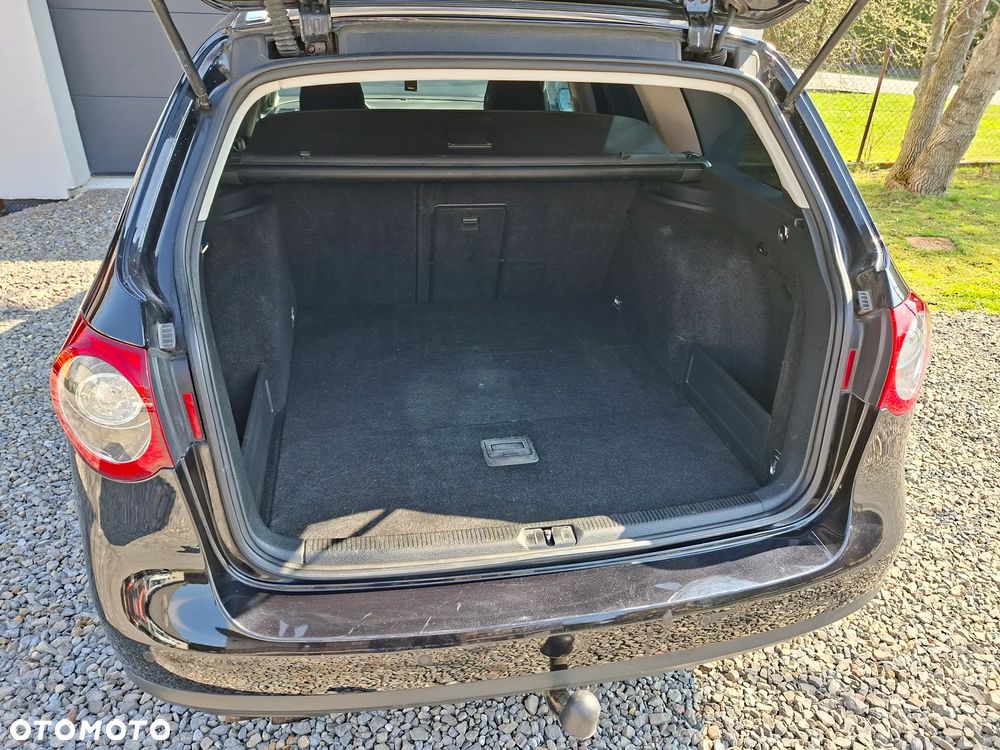 Volkswagen Passat - 10