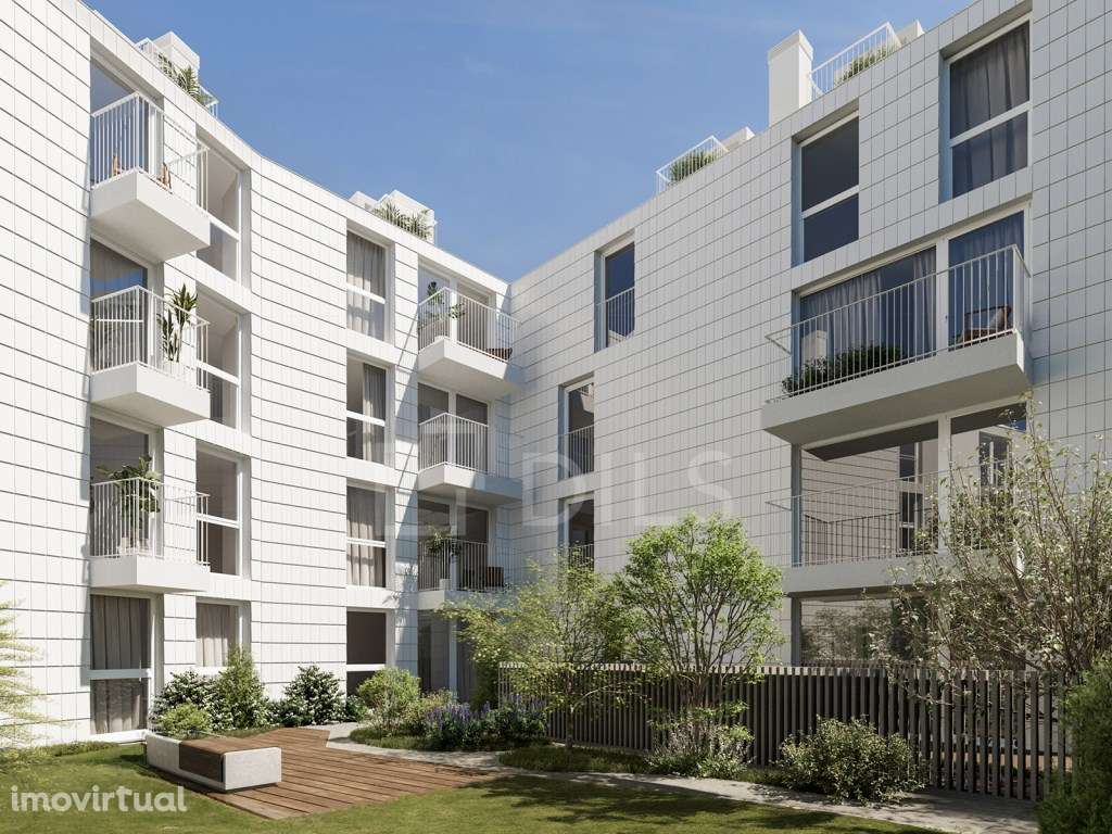 Apartamento T5 Duplex com área exteriores e estacionamento, localiz... - Grande imagem: 4/33