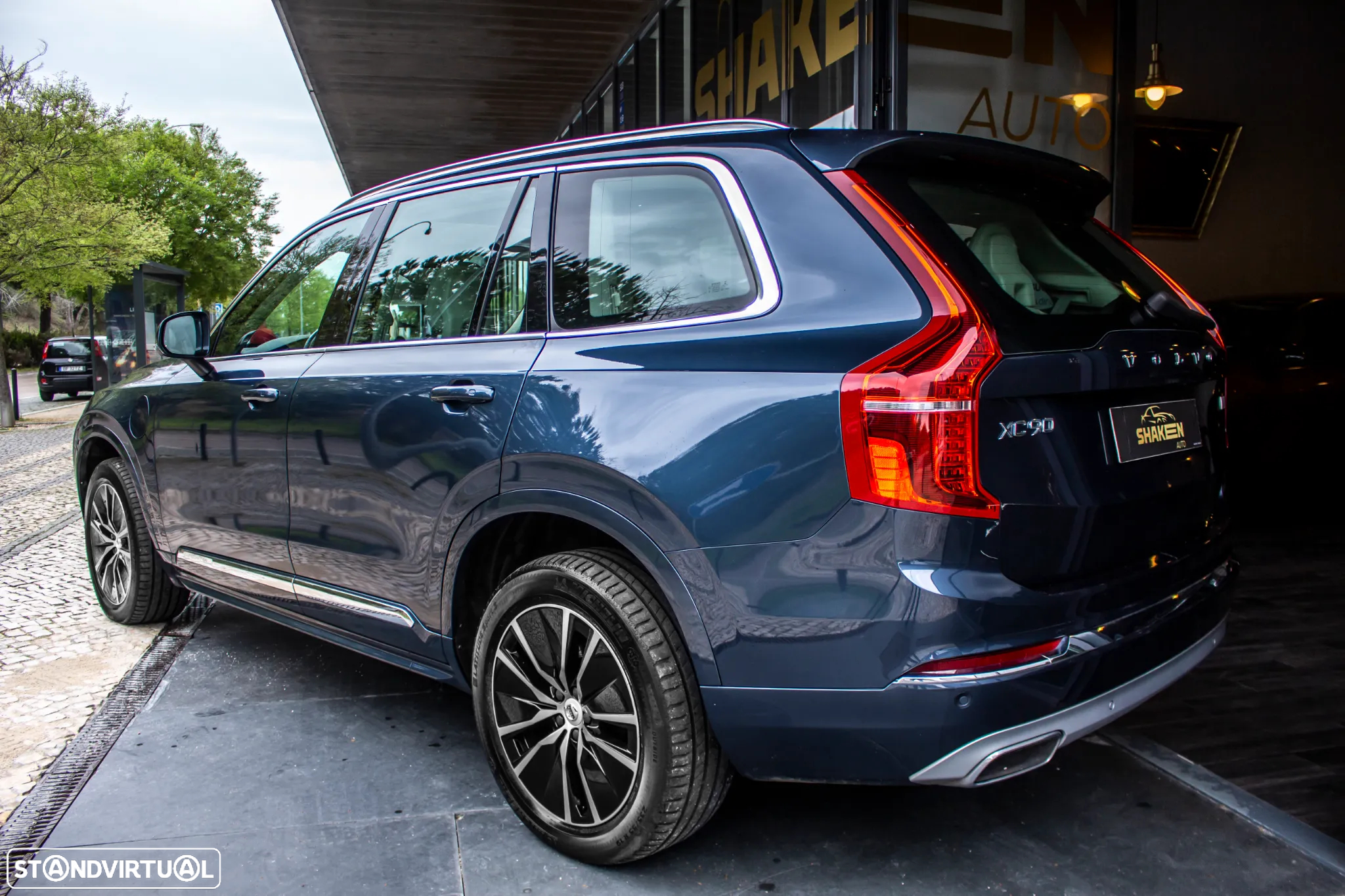 Volvo XC 90 2.0 T8 PHEV Inscription AWD - 3